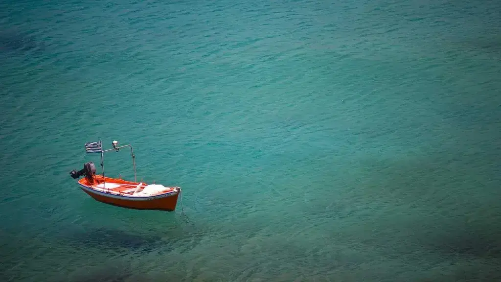 Iran Demands 48-Hour Notice for Strait of Hormuz Passage