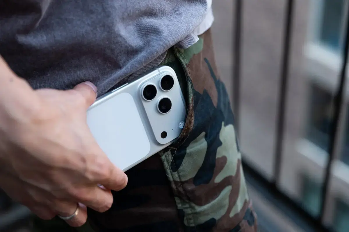 The new phone might measure around 9mm in thickness. It could weigh approximately 240 grams. This would make it noticeably bulkier than its predecessor.