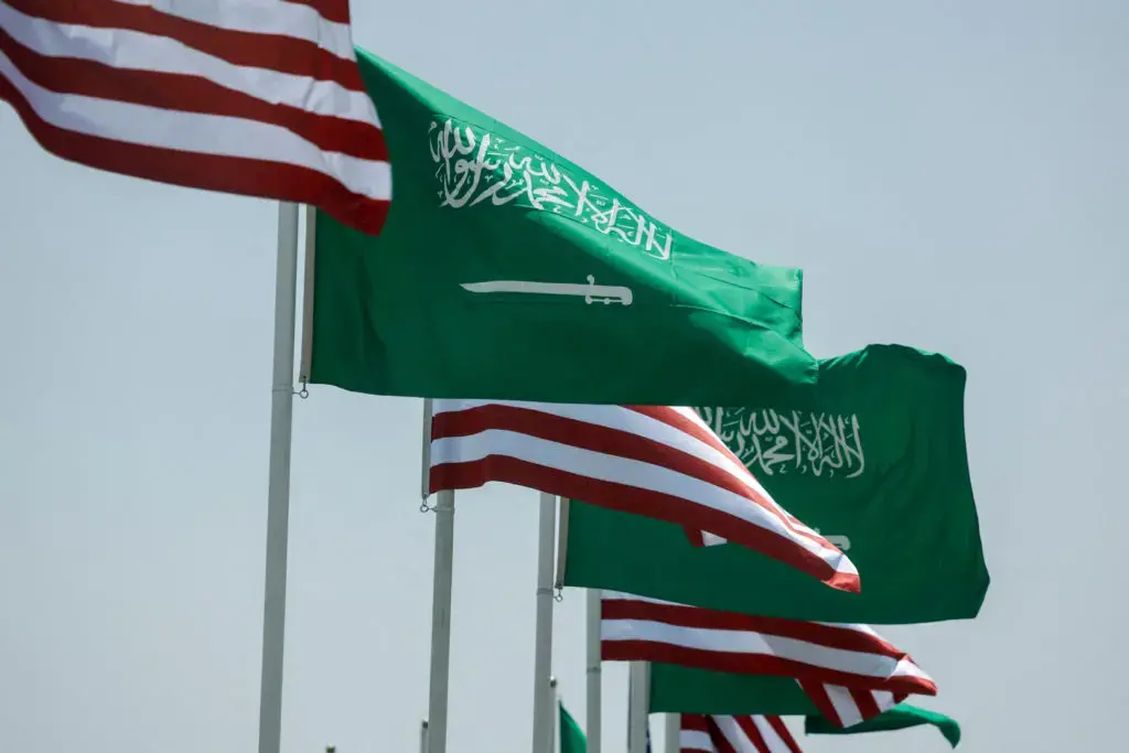 Trump Backs Nuclear Deal that May Allow Saudi Uranium Enrichment