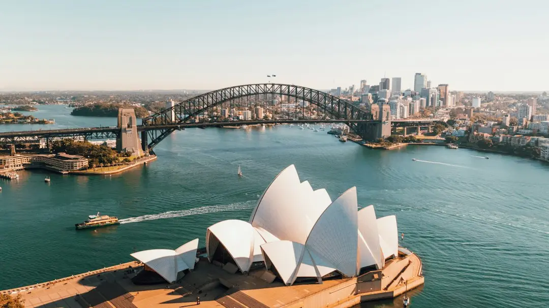 Australia’s algorithm‑opt‑out bill sparks US criticism as censorship claim