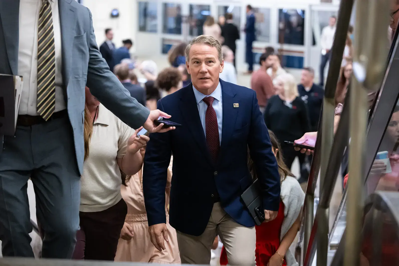 Republicans Brace for Midterm Fight as Midwest Voter Discontent Grows