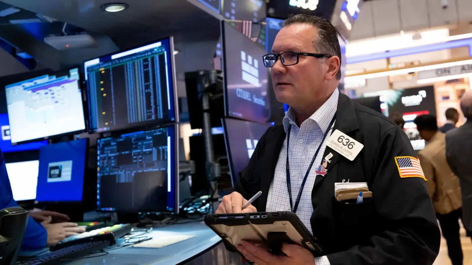 Tech Sector Nears Major Market Breakout Point