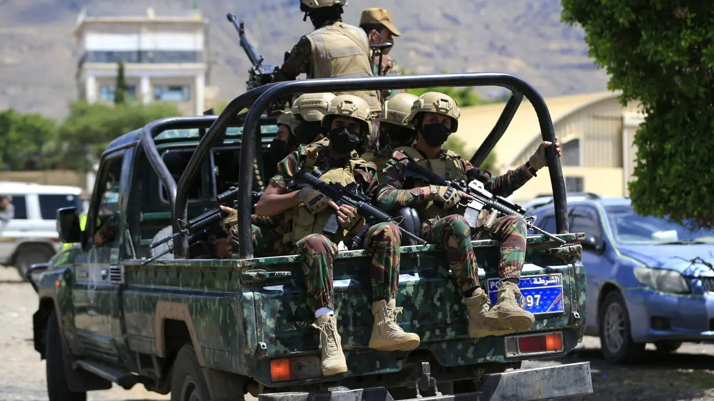 Yemen Faces New Humanitarian Crisis as Insurgents Advance